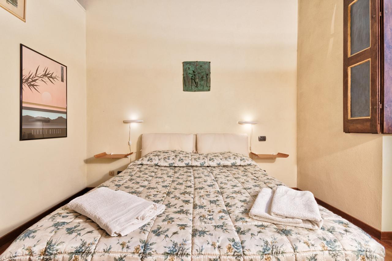 Palazzo Di Citta Elegant Apartment Turin Exterior foto